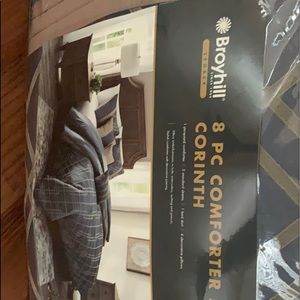 Brand new comforter